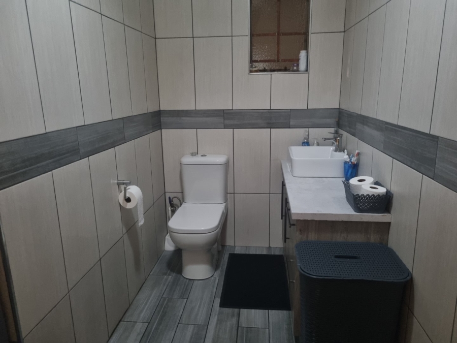 3 Bedroom Property for Sale in Vaalpark Free State